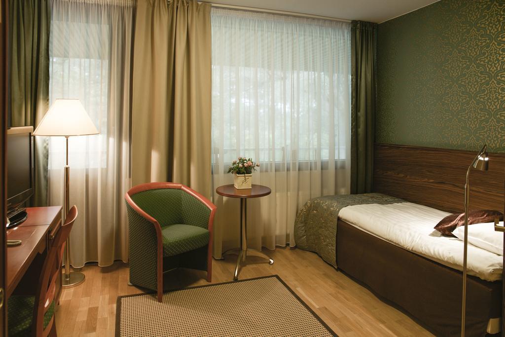Hotel Fjalar Salo  Esterno foto